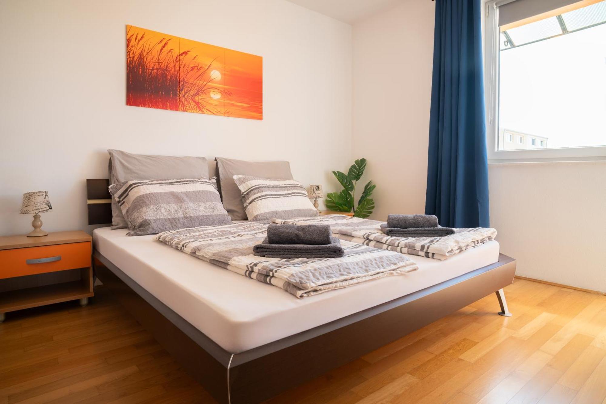 Appartamento The Orange House Izola Esterno foto