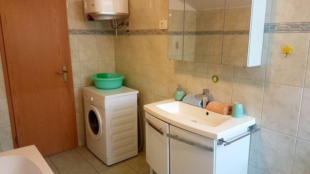 Appartamento The Orange House Izola Esterno foto