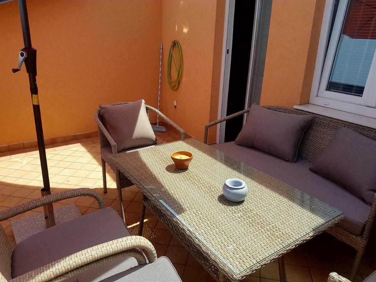 Appartamento The Orange House Izola Esterno foto