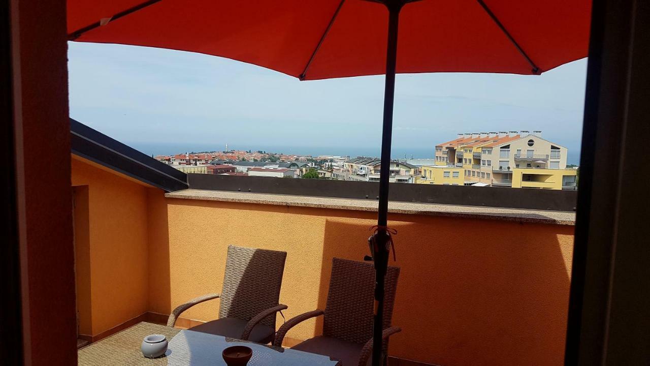 Appartamento The Orange House Izola Esterno foto